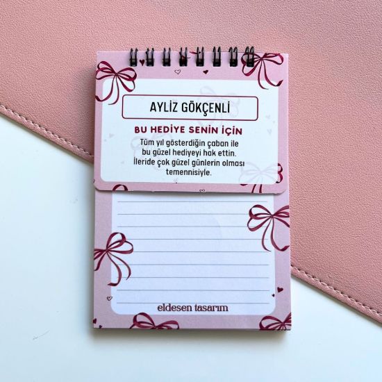 Fiyonklu Defter İsme Özel Karne Hediyesi resmi