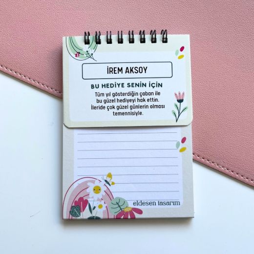 Çiçekli İsme Özel Defter ve Anahtarlık resmi